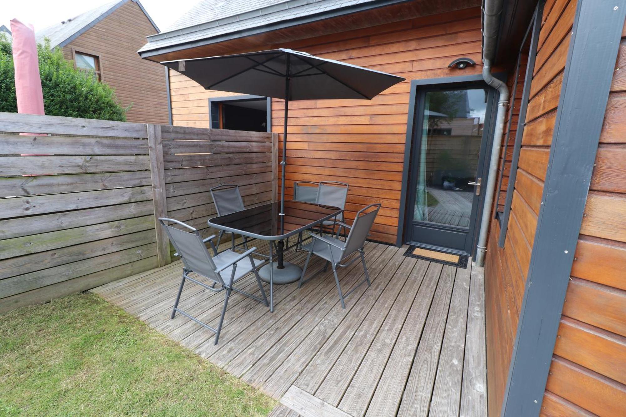 Maison Avec Terrasses A 300M De La Mer Juno Beach Bernieres-sur-Mer Экстерьер фото