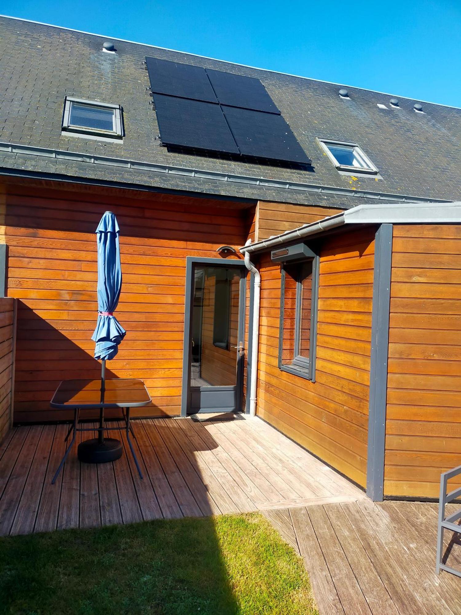 Maison Avec Terrasses A 300M De La Mer Juno Beach Bernieres-sur-Mer Экстерьер фото